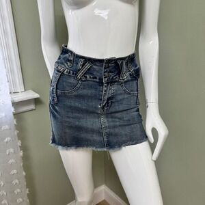 Y2K Zero 7 Distressed Denim Stretch‎ Mini Skirt – Frayed Hem – Fits XS/S